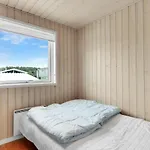 In With 4 Bedrooms And Wifi Дом отдыха *